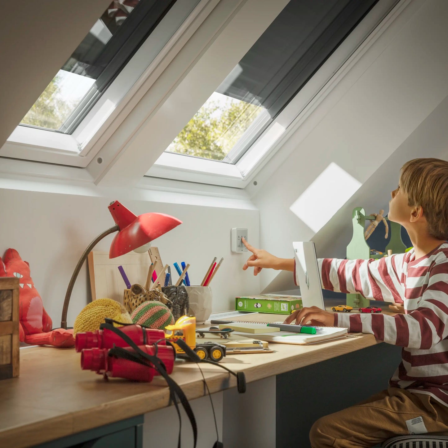 VELUX SML rolluik op dakraam — 100% verduistering en hittewering