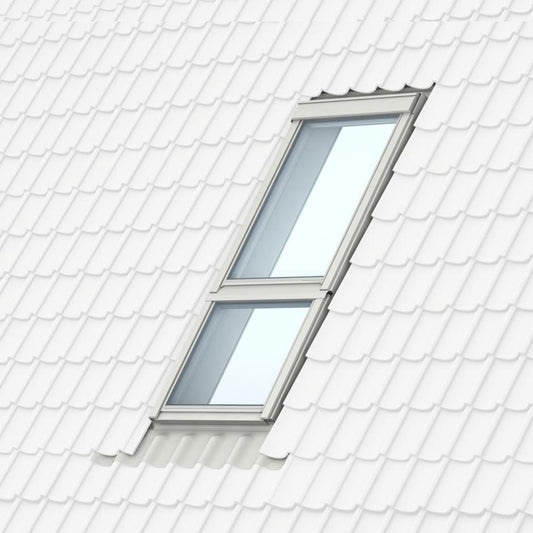 VELUX GIL vast glaselement in hout (wit gelakt), combinatie boven een openend dakraam